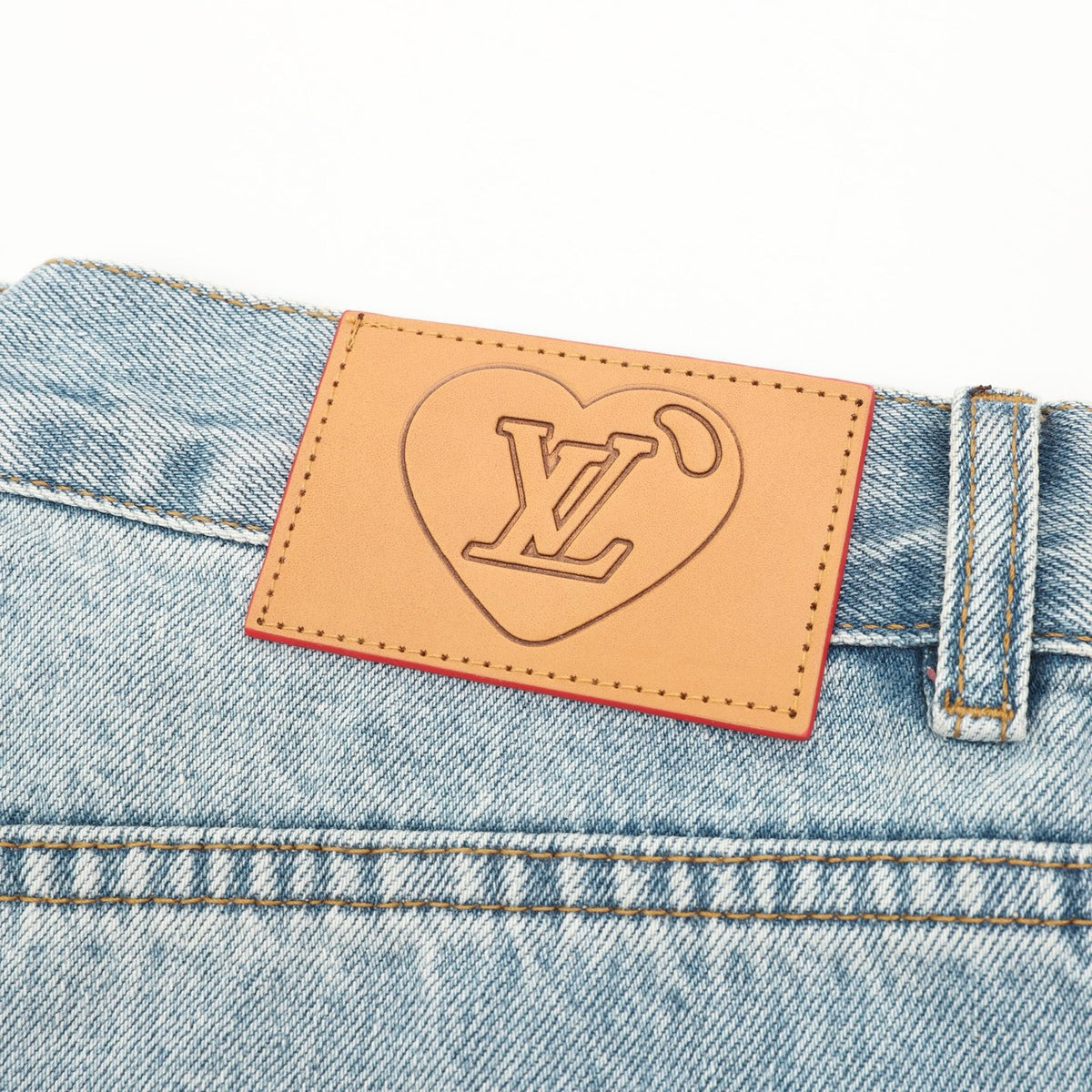 LV Luxury Embroidered Badge Wide Leg Jeans Relaxed Fit Streetwear Denim Trousers Light Wash Blue
