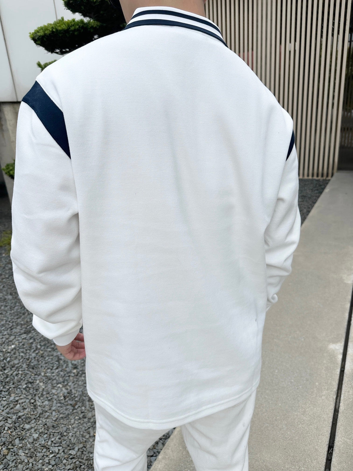 Gucci University Logo Long Sleeve Polo Shirt – Ivory with Striped Collar