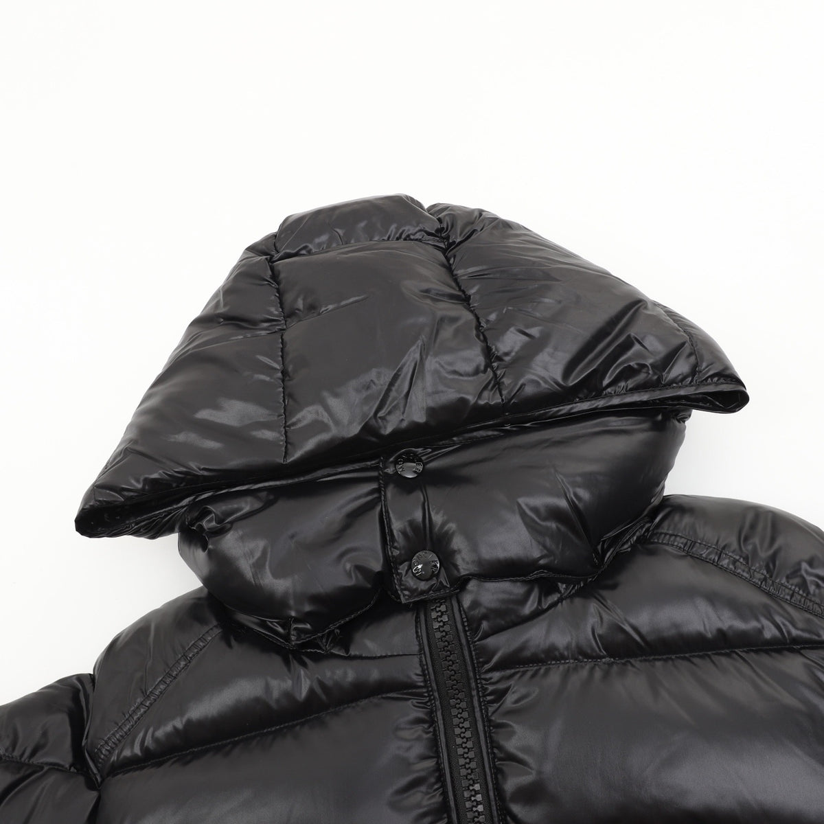 Moncler Maya Hooded Short Down Jacket Luxury Winter Puffer Coat Unisex Black
