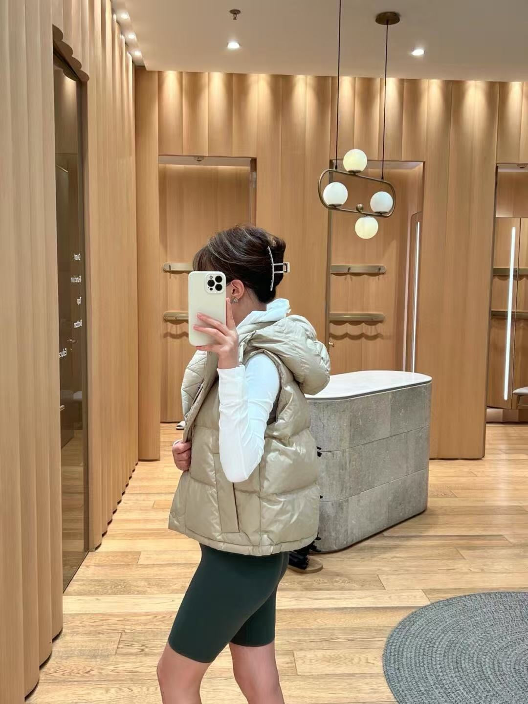 Lululemon Quilted Hood Puffer Vest Snap Button Sleeveless Warm Gilet Grey Sage