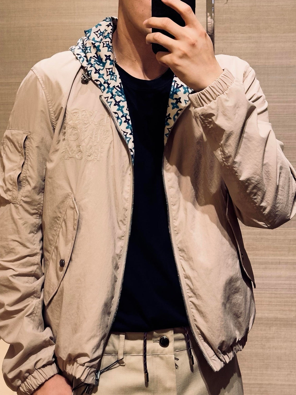 Louis Vuitton Reversible Hooded Windbreaker Unisex Full Zip Light Jacket Beige Outer with Monogram Lining