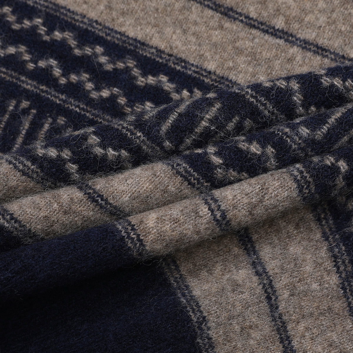Fair Isle Crew Neck Knit Sweater Retro Stripe Jacquard Pullover Unisex Navy Mix